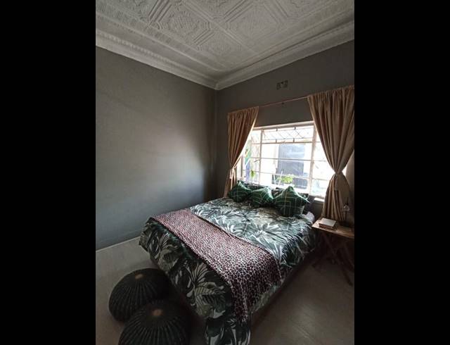 3 BEDROOM HOUSE FOR SALE IN KENSINGTON